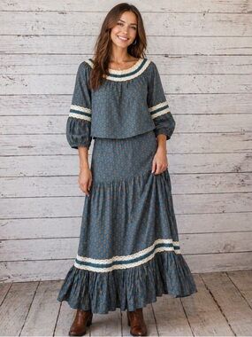 Luna Moon Maxi Skirt Set 2 Piece Teal Peasant Crocheted Ruffled Boho Size Small